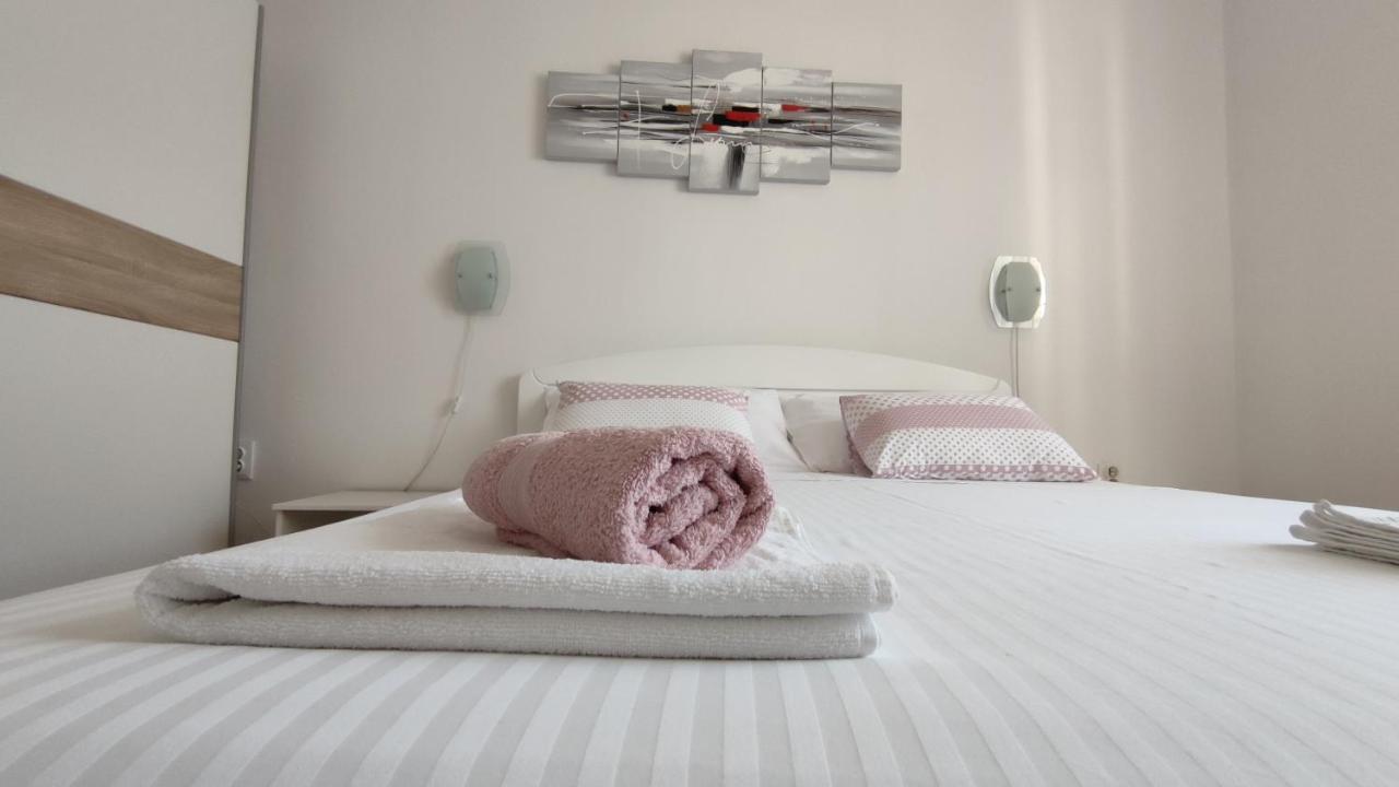 Apartment "Andrea" Σπλιτ Εξωτερικό φωτογραφία