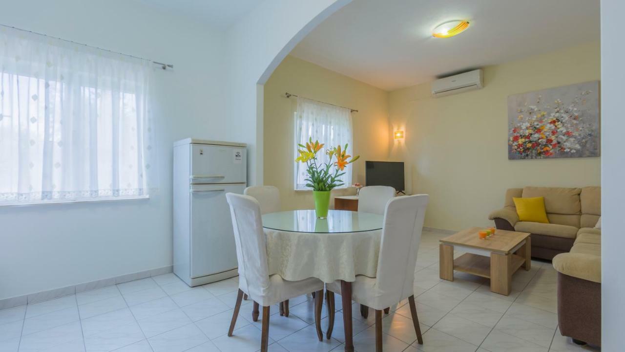 Apartment "Andrea" Σπλιτ Εξωτερικό φωτογραφία